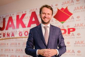 Konjević obavijestio ambasadorku Popu o inicijativi SDP za parlamentarni dijalog Konjević obavijestio ambasadorku Popu o inicijativi SDP za parlamentarni dijalog