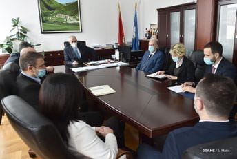 Krivokapić: Vlada će učiniti sve da oživi pivski kraj Krivokapić: Vlada će učiniti sve da oživi pivski kraj