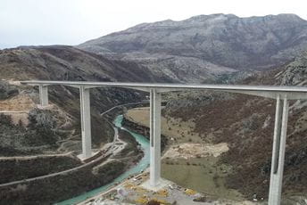 Pri kraju izgradnja prve dionice auto-puta, pročitaje šta je urađeno Pri kraju izgradnja prve dionice auto-puta, pročitaje šta je urađeno