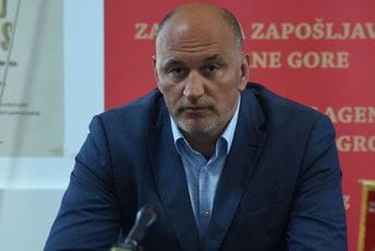 Naplaćeno 1,1 milijardu eura poreza, sedam odsto manje u odnosu na 2019. Naplaćeno 1,1 milijardu eura poreza, sedam odsto manje u odnosu na 2019.