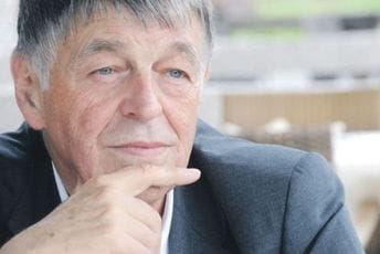 MVP: Princ Nikola čestitao ministru Raduloviću stupanje na dužnost MVP: Princ Nikola čestitao ministru Raduloviću stupanje na dužnost