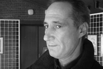 Preminuo Nenad Stefanović Japanac, najbolji basista Jugoslavije Preminuo Nenad Stefanović Japanac, najbolji basista Jugoslavije