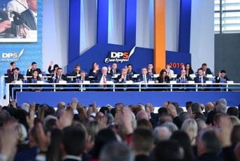 Predsjednika partije, šefove gradskih odbora biraće neposredno Sa ranijeg kongresa DPS