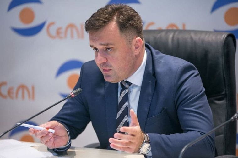Vujović: Stanje neodrživo, uloga Vaseljenskog patrijarha treba da bude mnogo snažnija u slučaju Crne Gore Vujović: Stanje neodrživo, uloga Vaseljenskog patrijarha treba da bude mnogo snažnija u slučaju Crne Gore