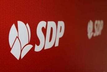 Jović: Kašnjenje vakcinacije negativno utiče na turizam Jović: Kašnjenje vakcinacije negativno utiče na turizam