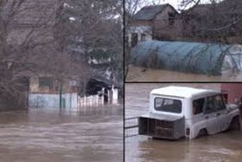 Srbija: Cijelo selo pod vodom, više od 10.000 ljudi bez struje Srbija: Cijelo selo pod vodom, više od 10.000 ljudi bez struje