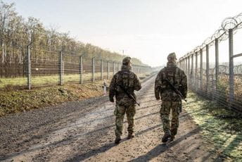 Mađarska policija otkrila  tunel na granici sa Srbijom, uhapšen crnogorski državljanin Mađarska policija otkrila  tunel na granici sa Srbijom, uhapšen crnogorski državljanin
