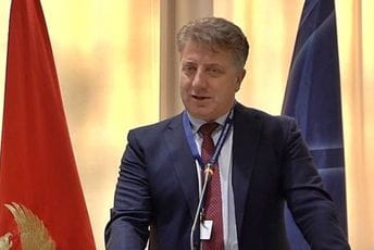 Veselin Pićurić smijenjen po nalogu inspekcije Veselin Pićurić smijenjen po nalogu inspekcije