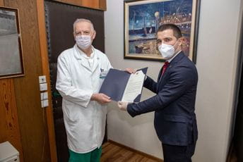 Skupština donirala 5.000 eura Opštoj bolnici Berane Skupština donirala 5.000 eura Opštoj bolnici Berane