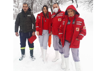 Andrijevica: Uprkos velikom snijegu medicinska pomoć stigla na vrijeme Andrijevica: Uprkos velikom snijegu medicinska pomoć stigla na vrijeme