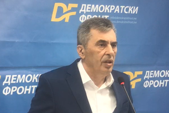 Đukanović negira genocid u Srebrenici: Više je nego neozbiljno dati takvu formulaciju Đukanović negira genocid u Srebrenici: Više je nego neozbiljno dati takvu formulaciju