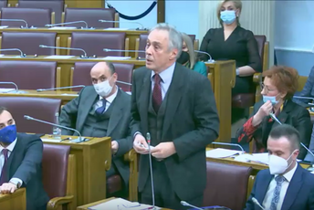 Lekić: Konsultacije bile potrebne prije slanja budžeta Lekić: Konsultacije bile potrebne prije slanja budžeta