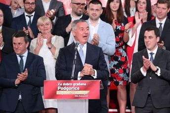 DPS za širi politički savez za odbranu crnogorskog identiteta Vuković i Đukanović tokom kampanje za lokalne izbore