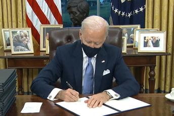 Bajden se sprema da objavi novi plan borbe protiv kovida-19 Bajden se sprema da objavi novi plan borbe protiv kovida-19