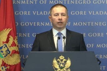 Rabrenović: Krivokapićeva odluka iznuđena, čudno da Vukšić prihvata nezakonito imenovanje Rabrenović: Krivokapićeva odluka iznuđena, čudno da Vukšić prihvata nezakonito imenovanje