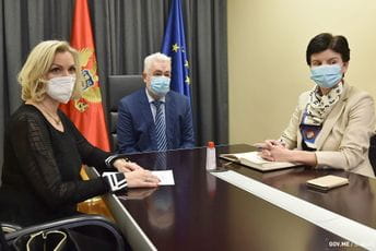 Krivokapić i Kluge: Vakcine protiv COVID-19 put ka okončanju pandemije i ekonomskom oporavku Krivokapić i Kluge: Vakcine protiv COVID-19 put ka okončanju pandemije i ekonomskom oporavku