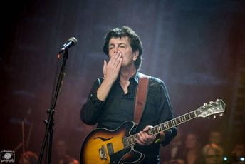 Bajaga morao da se pravda da nije podržao Miku Aleksića, već da je bodrio kuma Bajaga morao da se pravda da nije podržao Miku Aleksića, već da je bodrio kuma