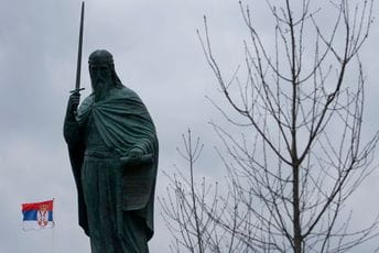 U Beogradu otkriven spomenik Stefanu Nemanji U Beogradu otkriven spomenik Stefanu Nemanji