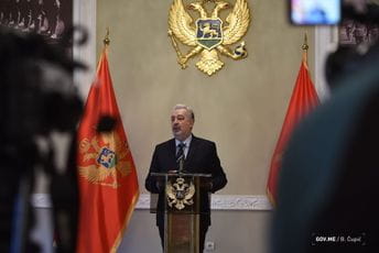 Krivokapić: Da svakoj ženi u CG obezbijedimo sigurno okruženje u kom će imati jednake šanse i mogućnosti Krivokapić: Da svakoj ženi u CG obezbijedimo sigurno okruženje u kom će imati jednake šanse i mogućnosti