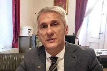 Vukšić: Pajković povezana s kavačkom kriminalnom strukturom, podnio sam ostavku iz moralnih razloga