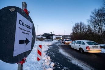 Češka strancima zabranila ulazak u zemlju Češka strancima zabranila ulazak u zemlju