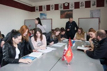 Na Filološkom fakultetu za „korona” ispitni rok mali broj prijavljenih studenata Na Filološkom fakultetu za „korona” ispitni rok mali broj prijavljenih studenata