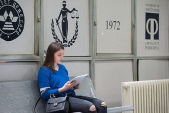 Završni ispiti na osnovnim studijama Pravnog fakulteta u najvećem dijelu u pisanoj formi Završni ispiti na osnovnim studijama Pravnog fakulteta u najvećem dijelu u pisanoj formi