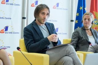 CDT traži od Bečića formiranje odbora za praćenje stranog uplitanja CDT traži od Bečića formiranje odbora za praćenje stranog uplitanja