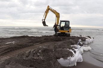 Nastavljeni hitni radovi na sanaciji Ade Bojane Nastavljeni hitni radovi na sanaciji Ade Bojane