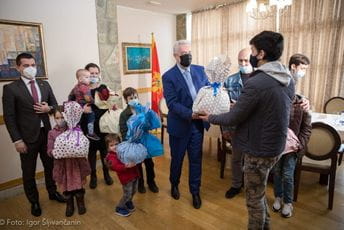 Krivokapić: Opredjeljenje i osnov djelovanja Vlade stabilna i jaka porodica Krivokapić: Opredjeljenje i osnov djelovanja Vlade stabilna i jaka porodica