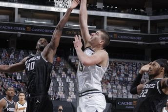 Rekord karijere Nikole Jokića (VIDEO) Rekord karijere Nikole Jokića (VIDEO)