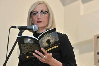 Ana Pejović: Tajfunski nalet srpskog šovinizma u Nikšiću dostigao vrhunac beščašća Ana Pejović: Tajfunski nalet srpskog šovinizma u Nikšiću dostigao vrhunac beščašća