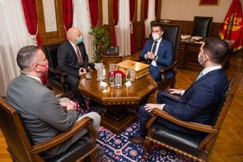 Bečić: Uzajamno poštovanje i razumijevanje put ka izgradnji crnogorskog društva Bečić: Uzajamno poštovanje i razumijevanje put ka izgradnji crnogorskog društva