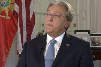 Kaluđerović: SAD neće blagonaklono gledati na potencijalne radikalne zaokrete u spoljnoj politici CG Kaluđerović: SAD neće blagonaklono gledati na potencijalne radikalne zaokrete u spoljnoj politici CG