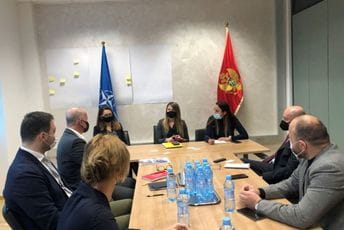 Srzentić: Gradimo upravu koja je servisno orjentisana na građane i privredu Srzentić: Gradimo upravu koja je servisno orjentisana na građane i privredu