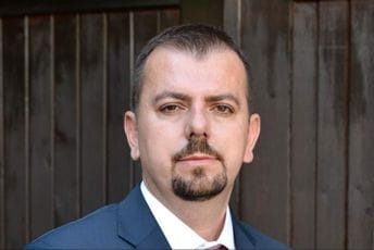 Ćorović: Skrnavljenje džamije u Nikšiću još jedan pokušaj zastrašivanja manjinskih naroda Ćorović: Skrnavljenje džamije u Nikšiću još jedan pokušaj zastrašivanja manjinskih naroda