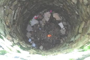 Budvanski bunar polomljenih kapitela Budvanski bunar polomljenih kapitela