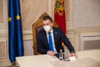 Bečić utvrdio Akcioni plan za jačanje zakonodavne i kontrolne uloge Skupštine Bečić utvrdio Akcioni plan za jačanje zakonodavne i kontrolne uloge Skupštine