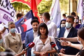 Lompar Zekoviću: Naknadna pamet nakon višedecenijske pljačke Crne Gore licemjerna Lompar Zekoviću: Naknadna pamet nakon višedecenijske pljačke Crne Gore licemjerna