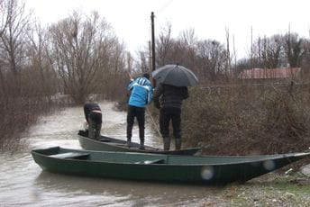 "Nijeste svjesni kako smo pregrmjeli noć" "Nijeste svjesni kako smo pregrmjeli noć"