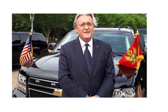 Đukanović potpisao opoziv Kaluđerovića Đukanović potpisao opoziv Kaluđerovića