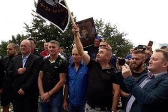 „Vojvoda“ Kiković preko svojih NVO pokušao da Ratku Mladiću da ime ulice Kiković na jednom od četničkih skupova