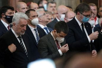 Aleksandar Vučić, borac protiv velikocrnogorskog nacionalizma Aleksandar Vučić, borac protiv velikocrnogorskog nacionalizma