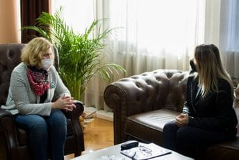 Izmijeniti zakon kako bi osobe s rijetkim bolestima i transplantiranim organima imale pravo na 100 odsto naknade Izmijeniti zakon kako bi osobe s rijetkim bolestima i transplantiranim organima imale pravo na 100 odsto naknade