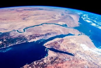 Skupljaju novac da ravnozemljaša pošalju u svemir Skupljaju novac da ravnozemljaša pošalju u svemir