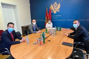 Privredu blagovremeno uključiti u proceduru izrade zakona i kreiranja politika Privredu blagovremeno uključiti u proceduru izrade zakona i kreiranja politika