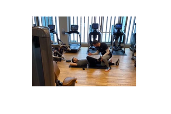 Spajić u teretani tokom radnog vremena (FOTO) Spajić u teretani tokom radnog vremena (FOTO)