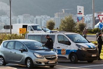 Izlaze iz Budve kontroliše policija (FOTO)