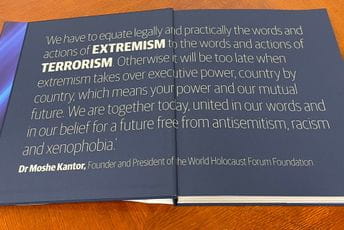 Kantor zahvalio Bečiću: Jevrejska zajednica živi sigurno u Crnoj Gori Kantor zahvalio Bečiću: Jevrejska zajednica živi sigurno u Crnoj Gori