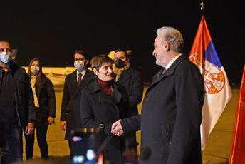 Krivokapić: Vlada za dva mjeseca obezbijedila vakcine, to nije uspjelo ni mnogo razvijenijim zemljama Krivokapić: Vlada za dva mjeseca obezbijedila vakcine, to nije uspjelo ni mnogo razvijenijim zemljama